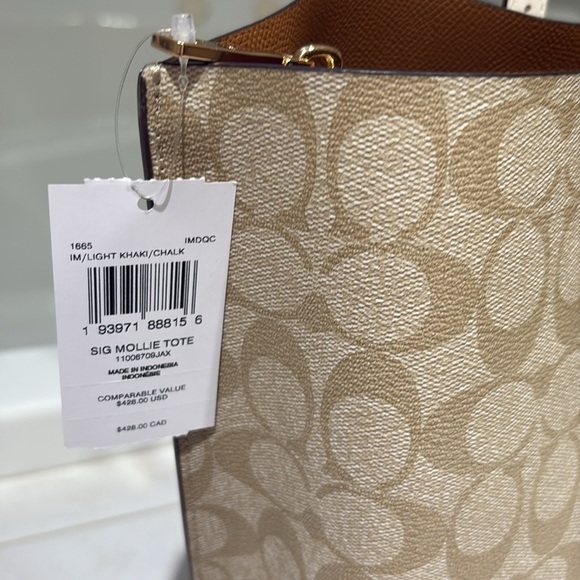 Coach Signature Mollie Tote Bag in Coated Canvas and Leather Detail. NWT - Picture 4 of 10